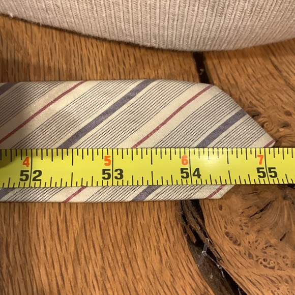 80’s YSL YVES ST LAURENT 100% SILK STRIPED DIAGONAL NECKTIE - Picture 9 of 11